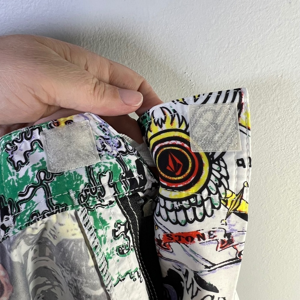 Volcom ModTech Mens Sz 33 Boardshorts Graffiti Print Swim Trunks Colorful Beach - Picture 12 of 16